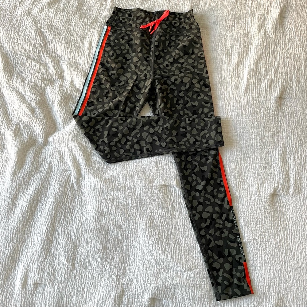Sarah’s Day x Whitefox Boutique Camo Leggings
